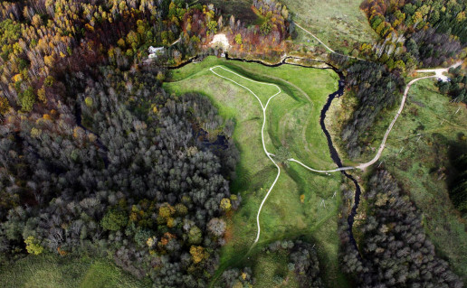 12_Bradeliskiu ir Buivydu piliakalniai.jpg